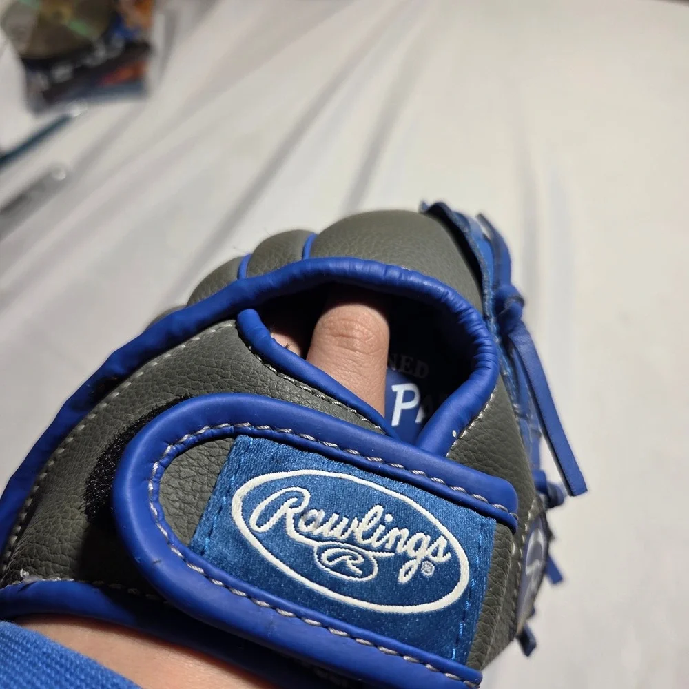 Rawlings S10GRY 10" Youth Baseball Glove Blue Grey Basket Web Right Hand Throw - Picture 8 of 8